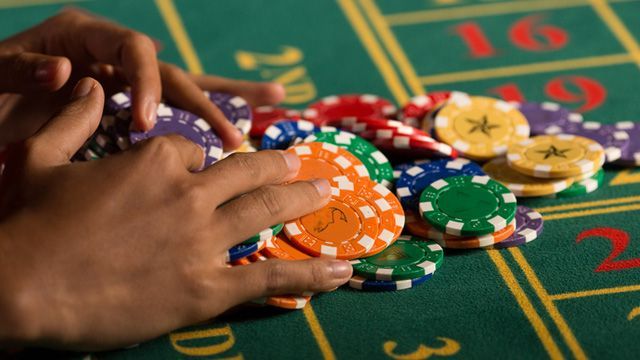 SlotsPalace Casino کھلاڑیوں کے لیے لائیو کیسینو سیکشن