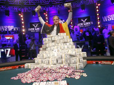 SlotsPalace Casino ویب سائٹ پر کریش گیمز - فوری گیمز دستیاب ہیں۔